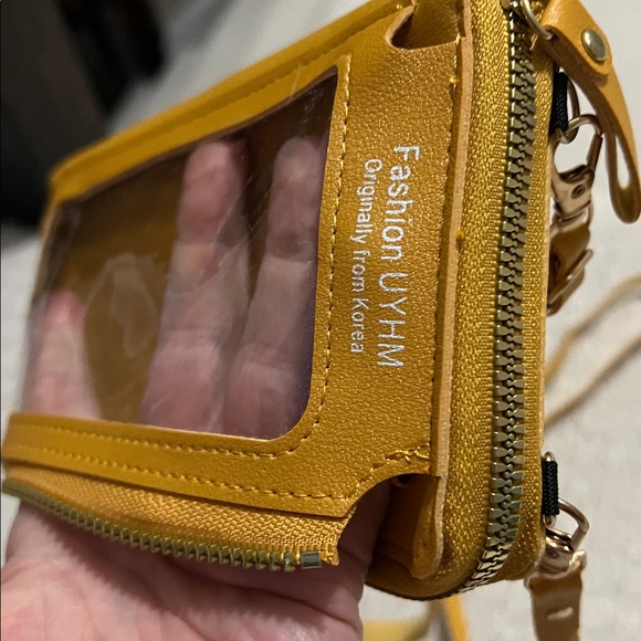 Yellow Phone Touchscreen Wallet Case - Picture 8 of 9